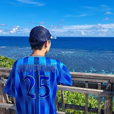 千葉🥜➡沖縄🌺➩横浜︎🌟/2002年生まれ 23歳/横浜DeNAベイスターズ⚾🌟 ̖́- /パは緩く地元千葉ロッテマリーンズ/千葉ジェッツ🏀/西野カナ 西野家🍍 ツアー04.05大阪・05.11東京参戦予定/野球多めですが、バスケ、日常やグルメも投稿します。/連番、DM制限中