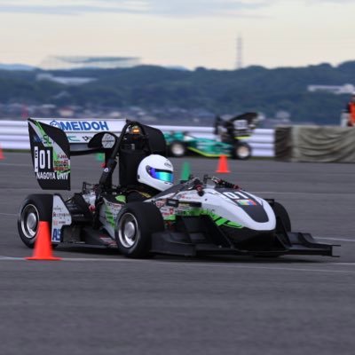 Nagoya University Formula Student Team🇯🇵 World Ranking 2nd🥈 | 1x Japanese'🏆| 6x EV🏆 HP:https://t.co/Lurd1SlB4S #名古屋大学 #学生フォーミュラ