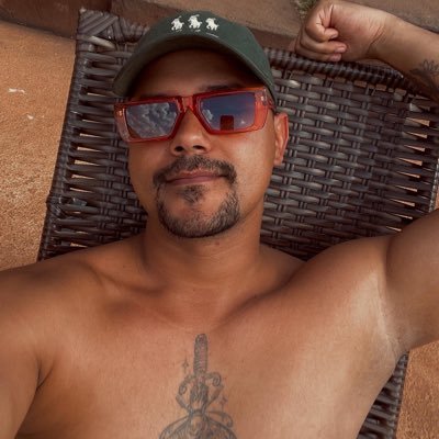 eitajohnnny's profile picture. 
