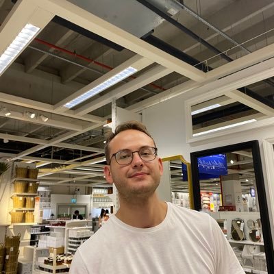 huseyinnben's profile picture. 