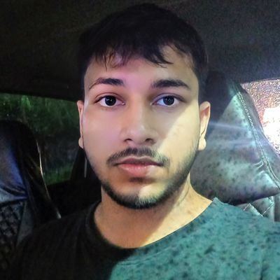 axhsat's profile picture. 