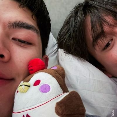 tiwaybooboo's profile picture. love reading au ✨ 🖤