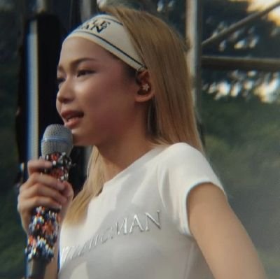 walo hanggang dulo 🌸blooms hanggang dulo
Fan Of Bini
Bicolana - Bias si Gwen
but I love all the Bini🌸❤️
aGwengers 🧡
Support P-Pop | P-pop Rise | Support Opm