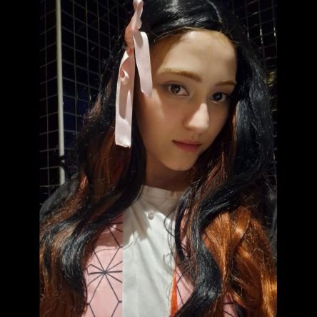 脳漿炸裂ガール🔨🌹
I'm not really funny I'm just mean and people think I'm joking.
Tr/한국어/日本語