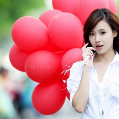 REngevik's profile picture. Fueling minds through content that reflect who we are 🌈 | Where art meets soul in poetic pixels.