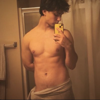 @goftue’s personal acc (send $7 and an @ through cashapp to get in 🤫)