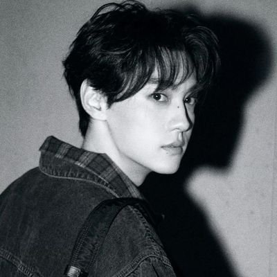 zea_vibes's profile picture. May everything go well and the stars always shine brightly