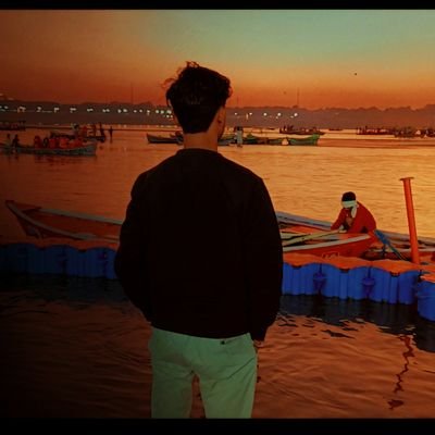 Ya28406041Rahul's profile picture. Indian ।। socialist।। political।। Wants to bring कलम से क्रांति।