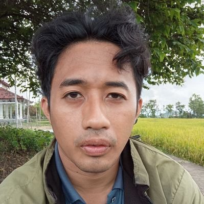 AinunF4079's profile picture. homo sapien sapiens introvert 
{masih ShanChik}