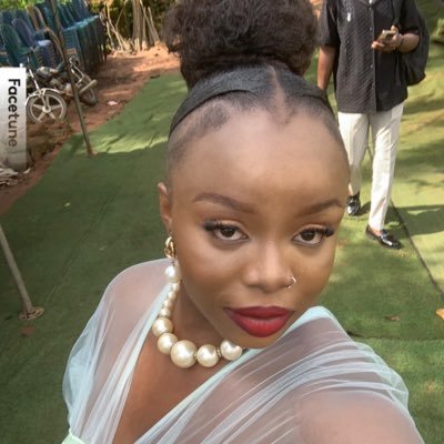 mamichidera's profile picture. i am nothing, if not devoted.