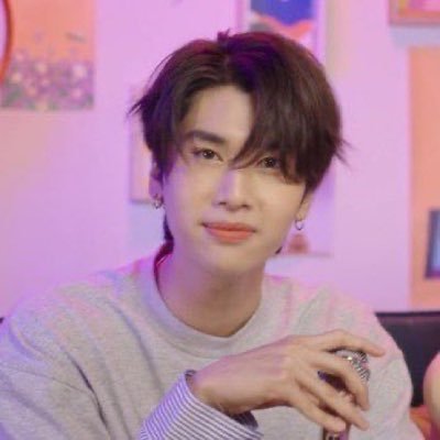 I like anime and bi 🏳️🌈 @dunknatachai @perthppe @Ppsanta @ppnaravit @ChenRcj #JamesSu #Noeulnuttarat 22 🍉. #Yinyin multi 🖤 @jaidee__GMMTV