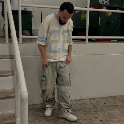 the only one original and diferent https://t.co/vfJ1yZfj6R Follow 🤘