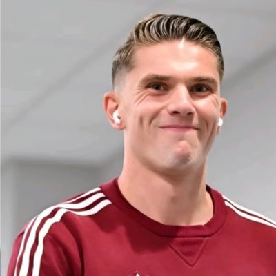 gyo1417's profile picture. 25/26〜Arsenl Gyokeres /Marco Reus/20192023🇬🇧 /2026🇬🇧予定、現地観戦目標