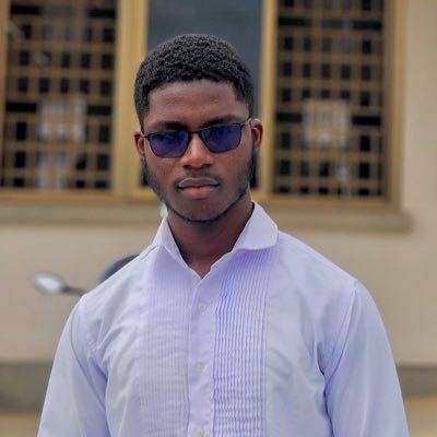 Just a simple IT guy who loves Drake 🦉 and Manchester United 🫶🏽 Also, I’m a philo-progenitive person 😊❤️