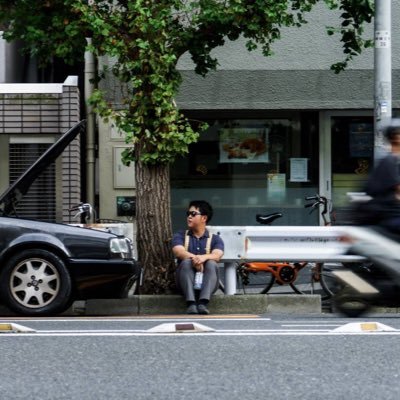 「本日の山手スタジオはこちら」の人/ポルシェ928S4エクスクルーシブに乗る27歳児。初代TTクワトロ、ランチアテーマ2.0ターボ16V、アルファ164QV、プント1.9JTDとの多頭飼い。仕事は犬の散歩です。ドア音ソムリエです。山手スタジオ撮影依頼はDMに!