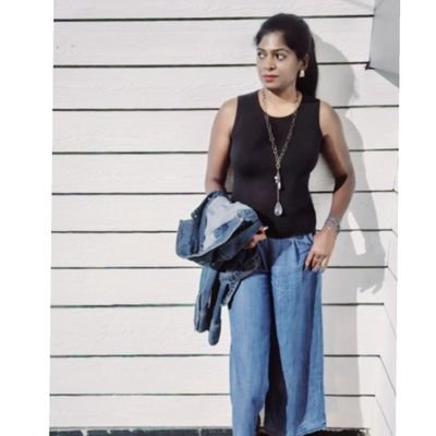 தமிழுக்கும் அமுதென்று பேர்💜Social Justice & Analysis|Against Women&Child Abuse|Makeup Artist/Biker girl/love Cooking/Interiors/Sports/Travel/Politics🎗🎗🎗🎗🎗