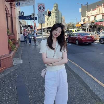 luna_lin_181's profile picture. Beauty Boss 💼
Living life strong and sweet 💖✨
🇸🇬✈️🇦🇺........ 🦋