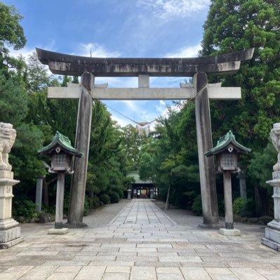 ejAyG2LelR80359's profile picture. 