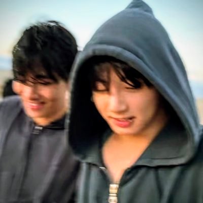 I’m a TaeKook believer and here for Taehyung and Jungkook and those who love them 🥂 I support their artistry and their choices always TaeKook 💚 𐤀 💜