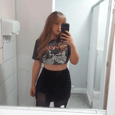 30. Scheme goth. Socially impaired. Broken. Basket case. Completely deranged. She/Her. Free Palestine 🇵🇸✊🏿✊🏾✊🏽✊🏼✊🏻
https://t.co/zg5VXLjnYy