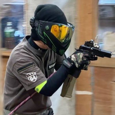 香川県でサバイバルゲームや密かにラジコンや体力作りでランニングをやっております🍁🍃🔫🏃🏻♀️ M&S11B2AIRSOFTのオーナー嫁っ子垢です😆お店の事も呟いたりするので、よろしくお願いします🫶🏻 https://t.co/Clww5fzt1W
