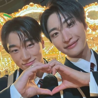 Temos que sentir o desespero, para superar todas as dificuldades (Sea - bts)
20y🌳