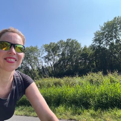 dezeruimte is van mij ~ let’s embrace water; everyone can do more ~ zwerver ~ startups - ⚓️❤️ floating life ~ partnerships Computational Social Science UvA ~
