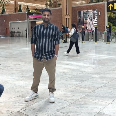 ItsRakesh69's profile picture. Investor, an Ex-Banker, l post whatever I like.