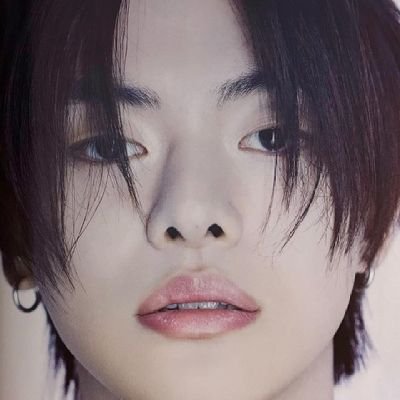 pface6826's profile picture. skynani fan
and lisa ❤️