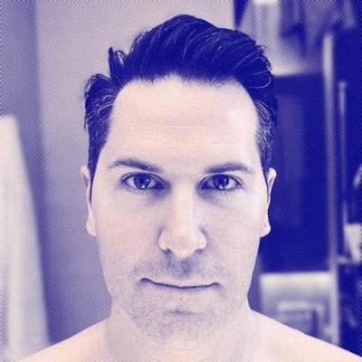 Creative Strategist & Obnoxious Wine Drinker. Made in Melbourne. Living in Asia 12 Years.