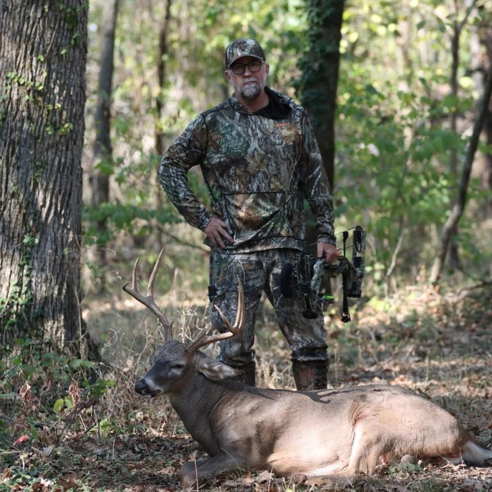 I follow Jesus and hunt deer. Semper Fi @ManiacOutdoors team member Give me 2 minutes of your time