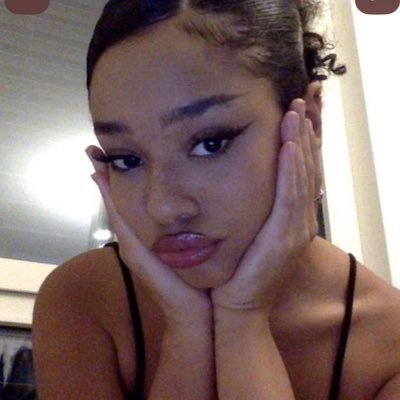 Ayla_Van7's profile picture. 