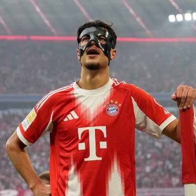 Priv: @lukas_fcb22
Fc Bayern
Pavlovic
Olise
Musiala