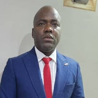 eddie_tshomba's profile picture. Économiste et fiscaliste.