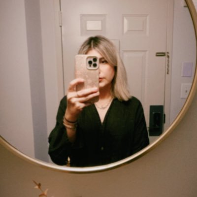 sunnyshinelinee's profile picture. nothing