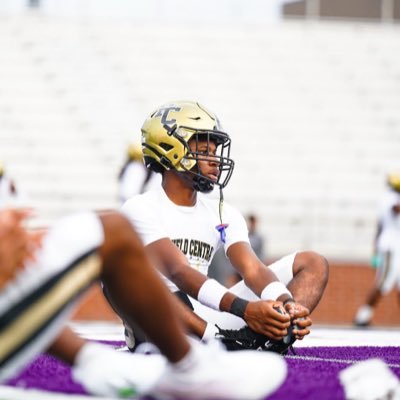 ScottYoungJrAth's profile picture. C/O 29 | WR/ATH | 5’9 156lb |FairField Central high Sc📍| scottyoungjr2011@gmail.com |