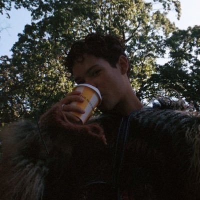 she/her | fan account & editor | tiktok: rearydings | billiemar ᥫ᭡ | seen omar 5x ෆ˚⋆