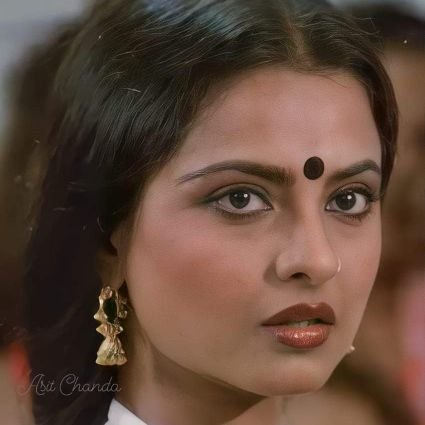 sahaberi's profile picture. बढ़ते अपराध औऱ रिश्वतखोरी के बाजार को बंद कराना।