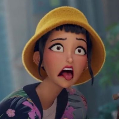 zoeyatm's profile picture. 22 - she/her - lesbian 🏳️‍🌈- polytrix - minors do not interact !!! 🔞