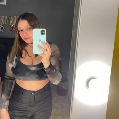 larardz2's profile picture. 