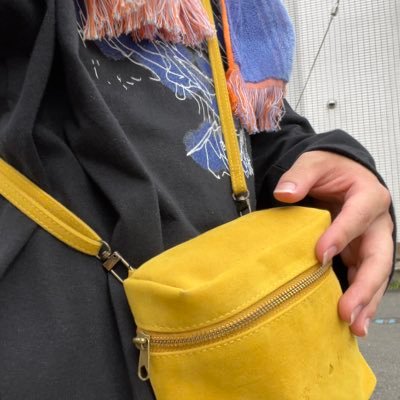 自分の好きなアーティストさんだったり色々呟きます!色んな人と仲良くなりたいです!!米津玄師(@hachi_08)BUMPOFCHICKEN(@boc_official_)大好き!! 基本フォロバします