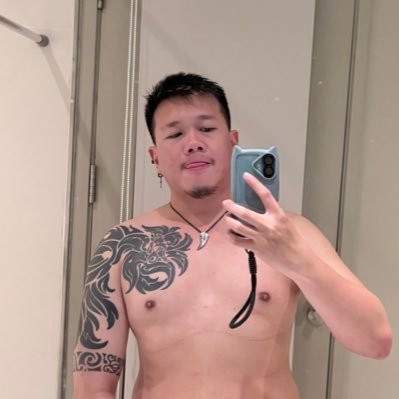 Small sized inked bear | For selfies and vids uploading | fitness 💪 ig: Nhyunnn