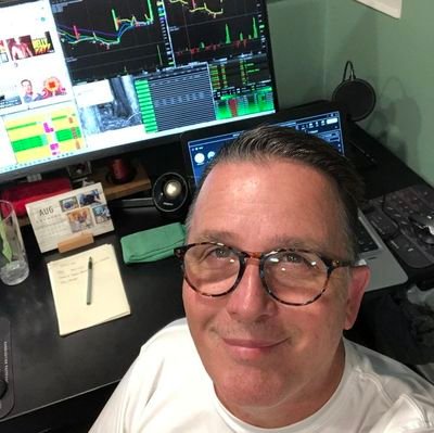 jeffbezoz121's profile picture. 🧾 joined may 2009