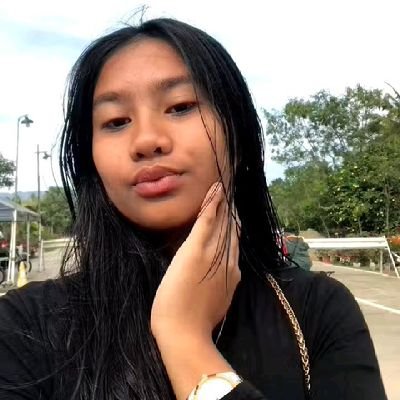 1/2 š®š© āØ| Crypto enthusiast š°š (HODL gang). Upcoming model šø | Fashion, finance & fries. Living for adrenaline, aesthetics, & altcoins.