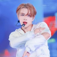 🐰 (@oshi_to_kekkon_) 's Twitter Profile