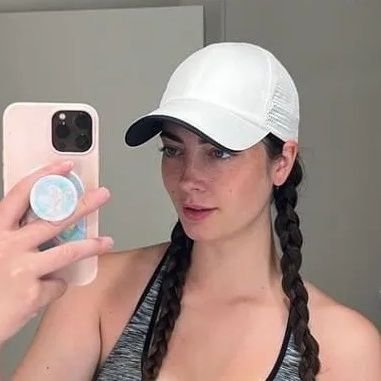 BekkyCathy54089's profile picture. 