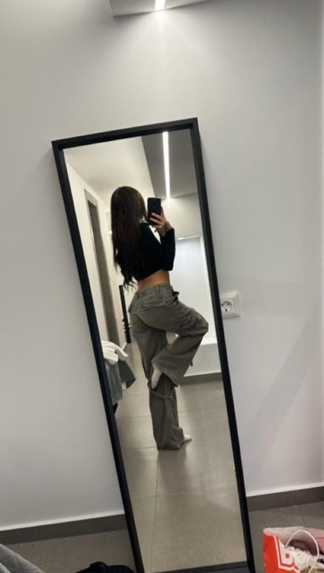 Elura_Valano's profile picture. This is only my spam page... Please support my primary account @AutumGraby