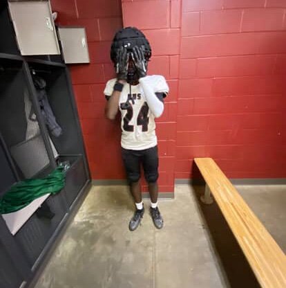 NB/SS| Mulit Athlete football,basketball,track|Howard Highschool Macon Ga| 5’9 130 lbs| Class of 29| email: strappedby24@gmail.com| Bench 135-Squat 205|