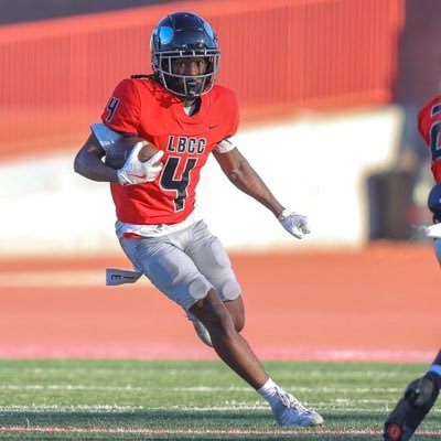 5’9 160lb | WR @ LBCC #4 | 4.45 40yd | LBCC T&F Sprinter| Hudl: https://t.co/Q9msPfHJcW | NCAA ID# 2210692442