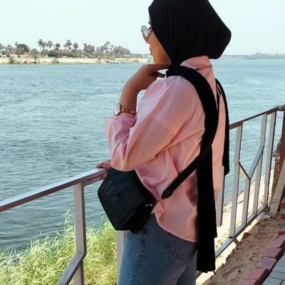 ٠{رَبَّنا وَلا تُحَمِّلنا ما لا طاقَةَ لَنا بِهِ}🤎.